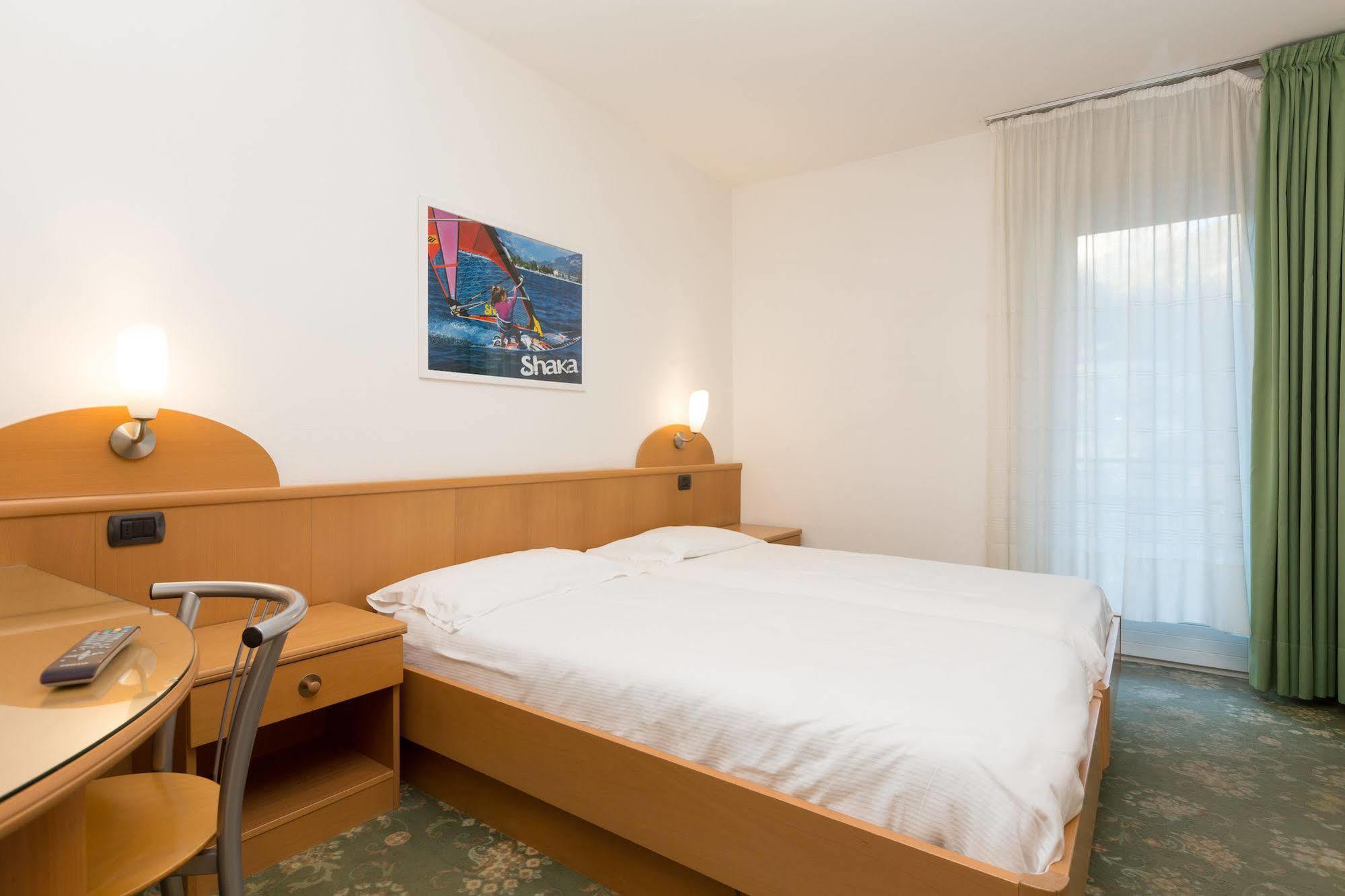 Casa Nataly Bed & Breakfast Torbole Sul Garda Exterior photo